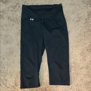 Under Armour workout crops